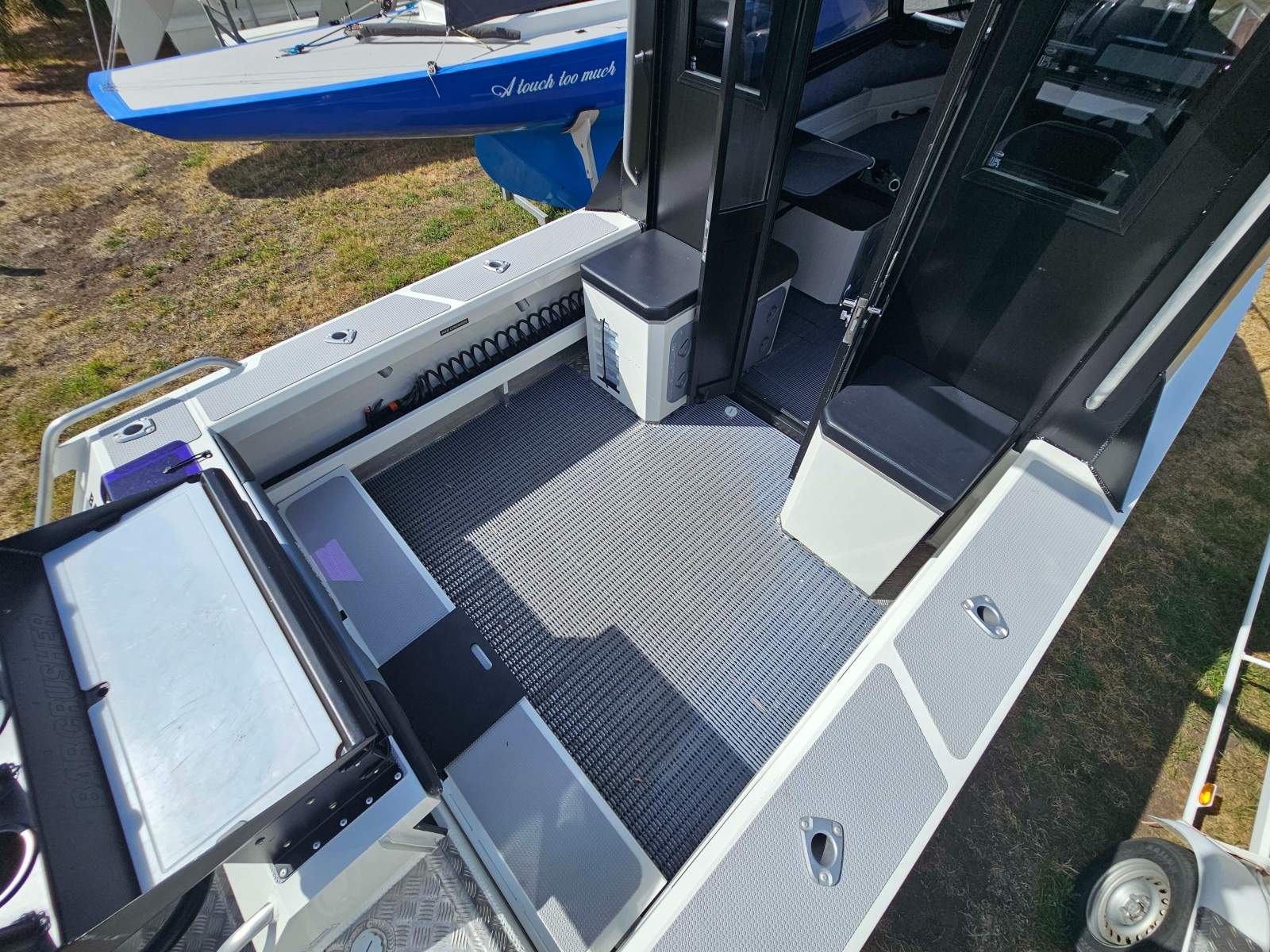 Bar Crusher 780 HTP Pilothouse version