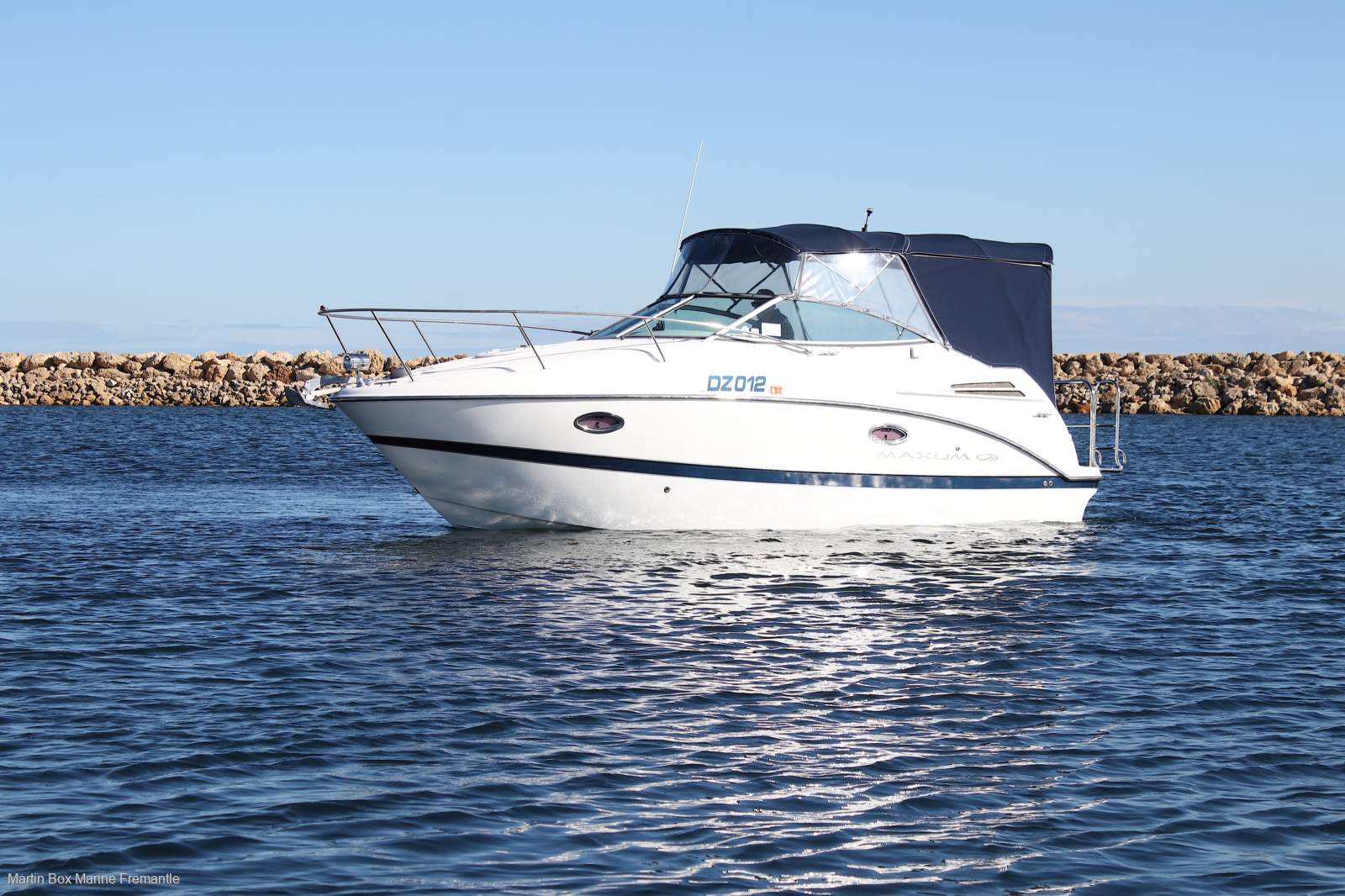 Maxum 2500 SE with Only 320 Hours