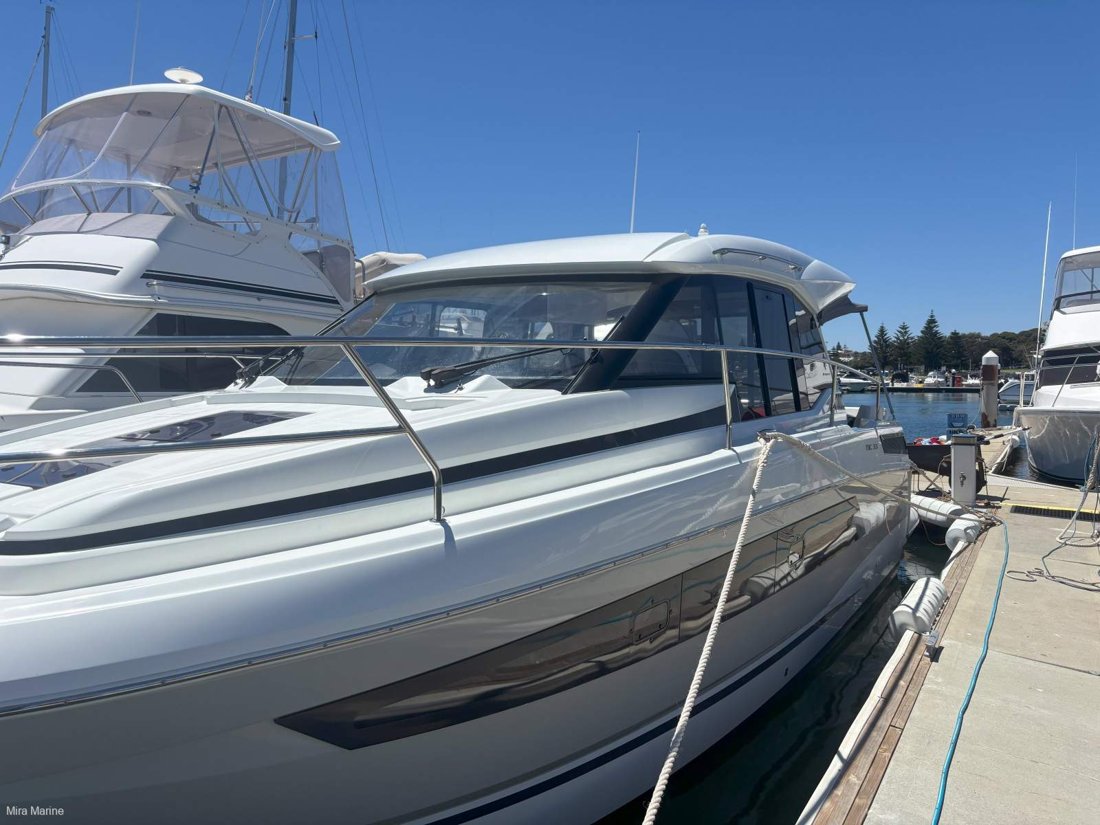 Jeanneau NC 33