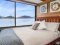 EZE Houseboat Holiday Home on Lake Eildon:EZE on Lake Eildon