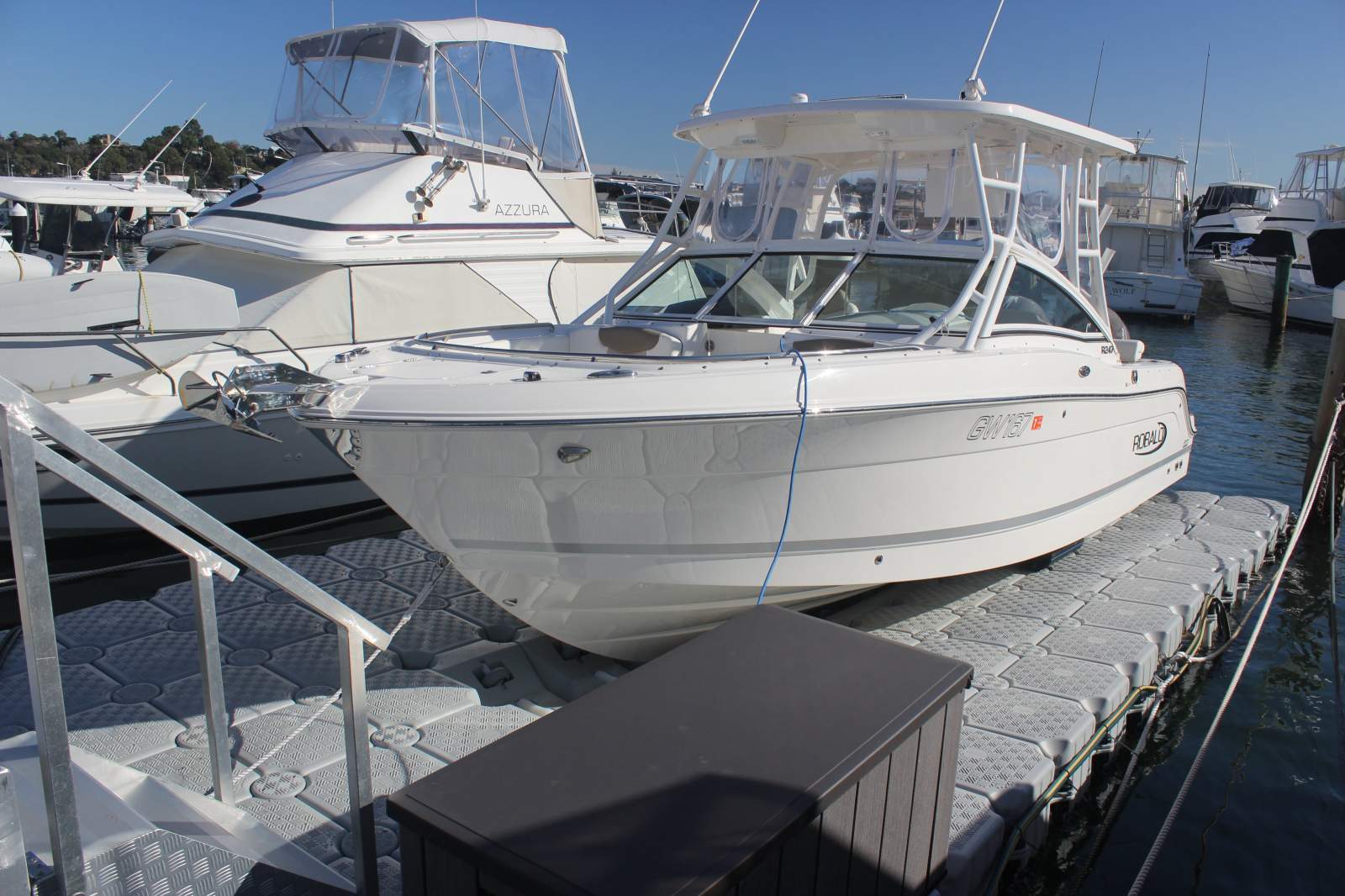 Robalo R247 Half Share! (Inc-Joy Stick & Floating Dock System)