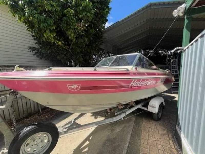 Haines Hunter 530 Bowrider SLA