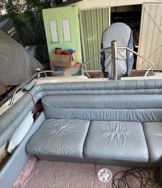 Haines Hunter 530 Bowrider SLA