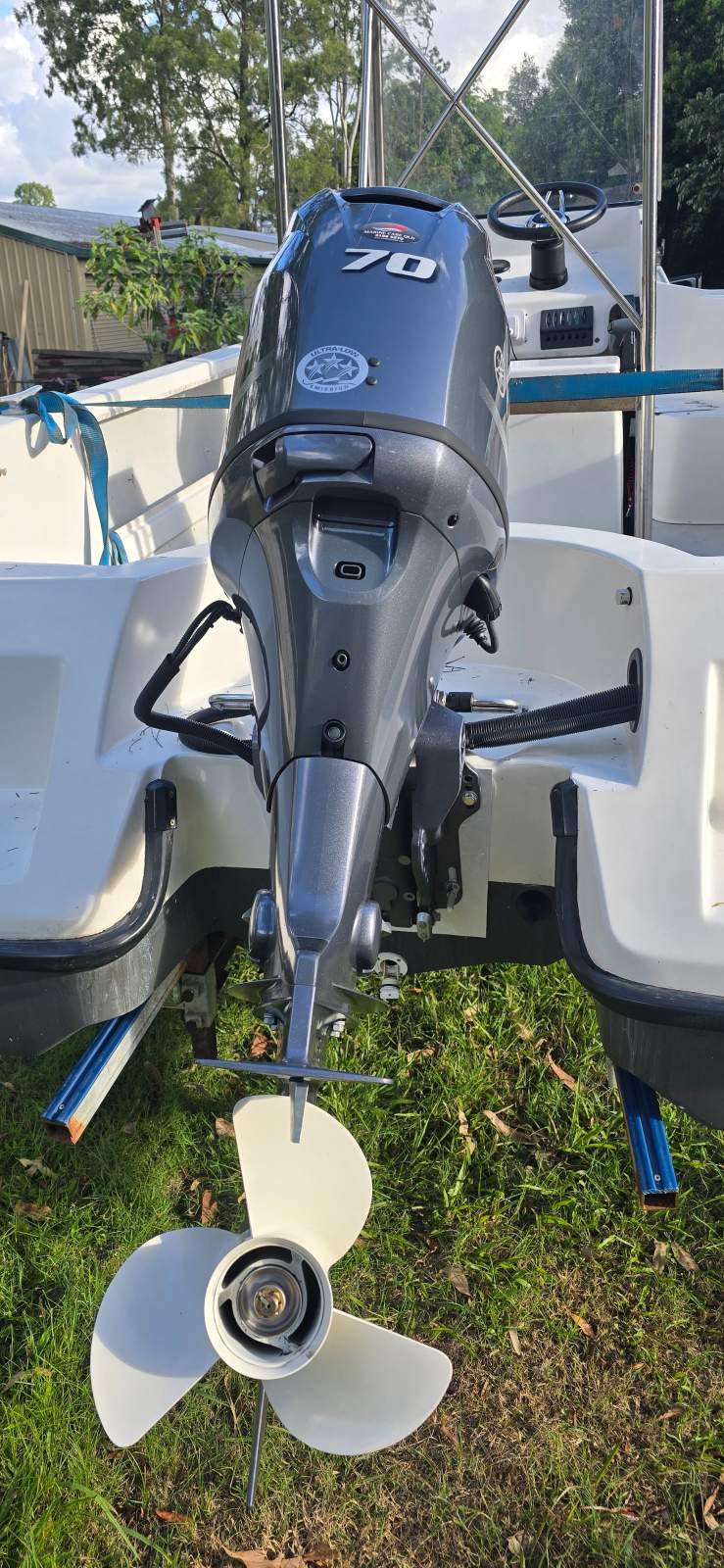 Eagle Ray 1700 Centre Console