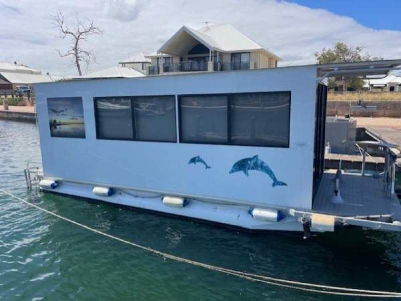 Southland Pontoon