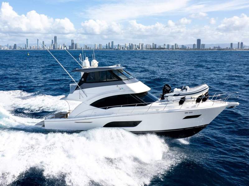 Riviera 57 Enclosed Flybridge