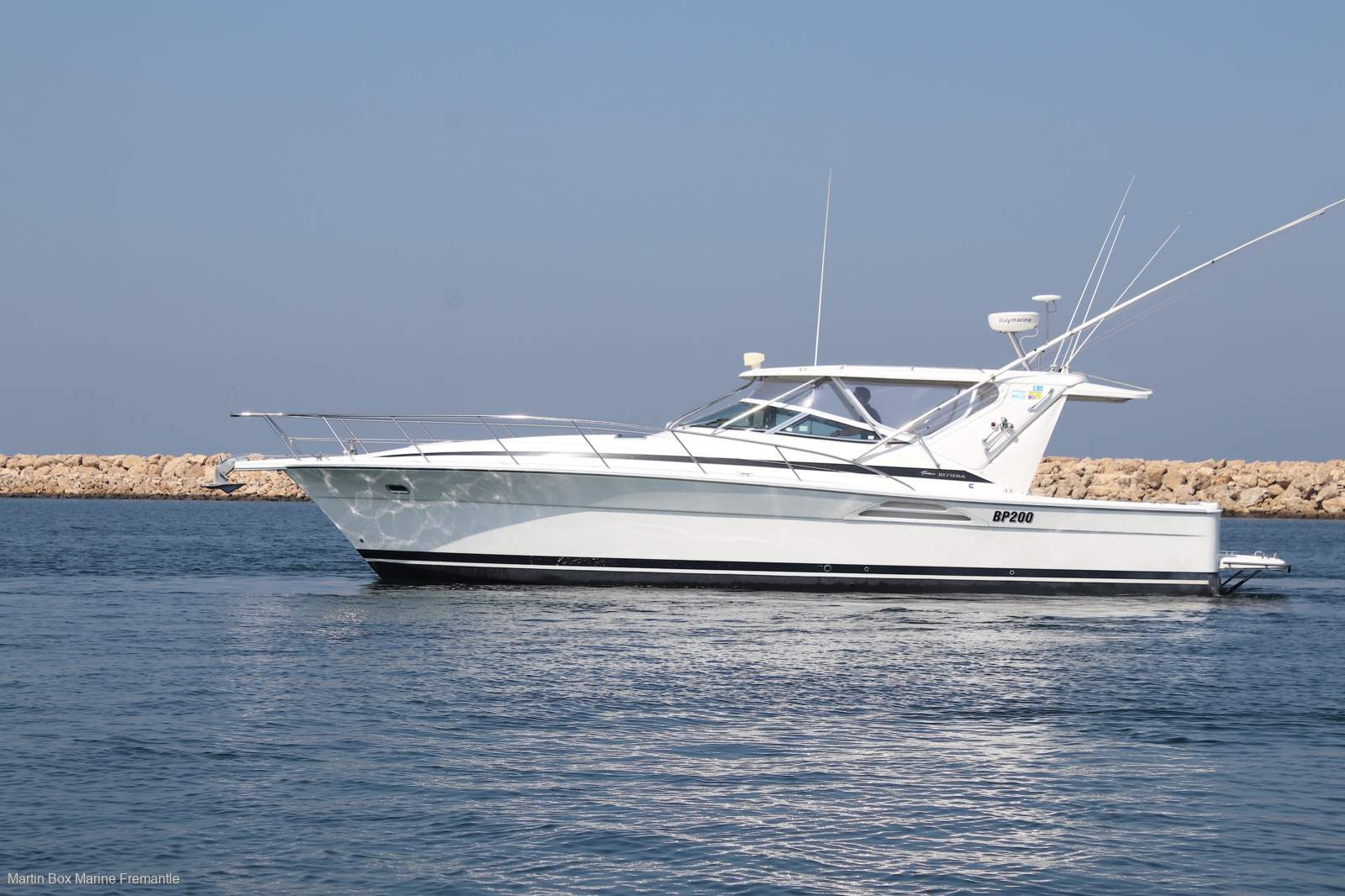 Riviera 4000 Offshore Hardtop