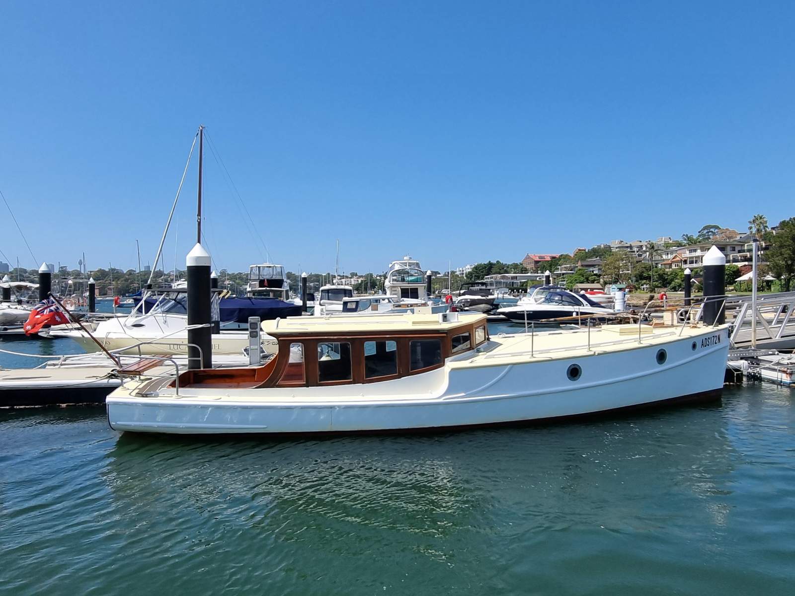 Purdon & Featherstone 36 Classic Timber Motor Cruiser