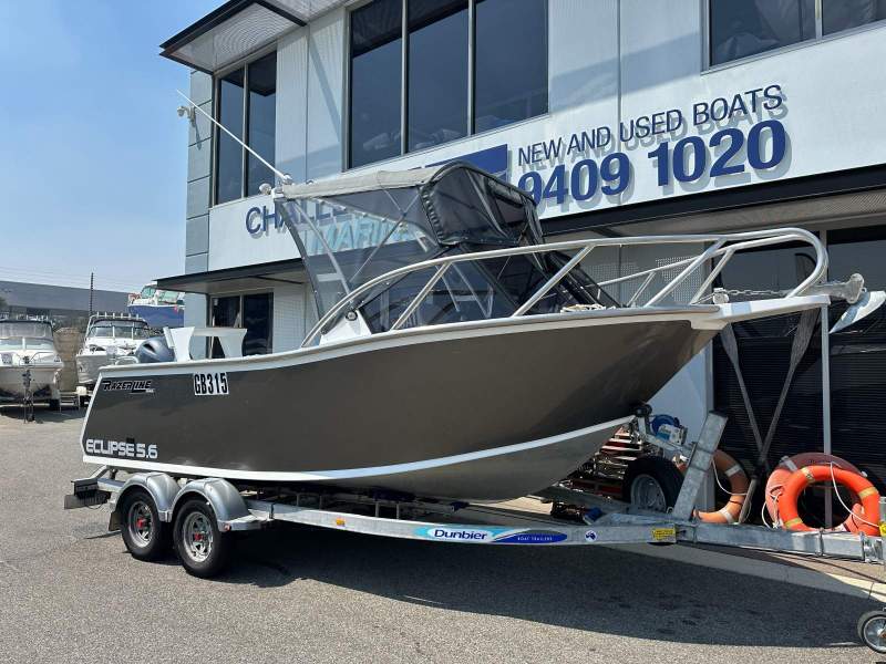 Razerline 5.6 Eclipse with Yamaha 115HP 4 Stroke 2015 Package!!