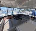 Aquila 44:Flybridge and Helm