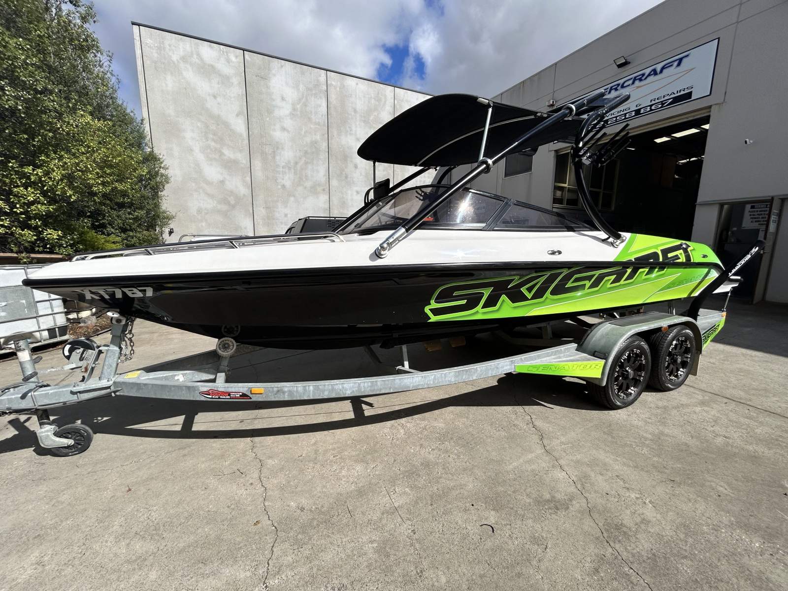 Skicraft Senator XR Bowrider