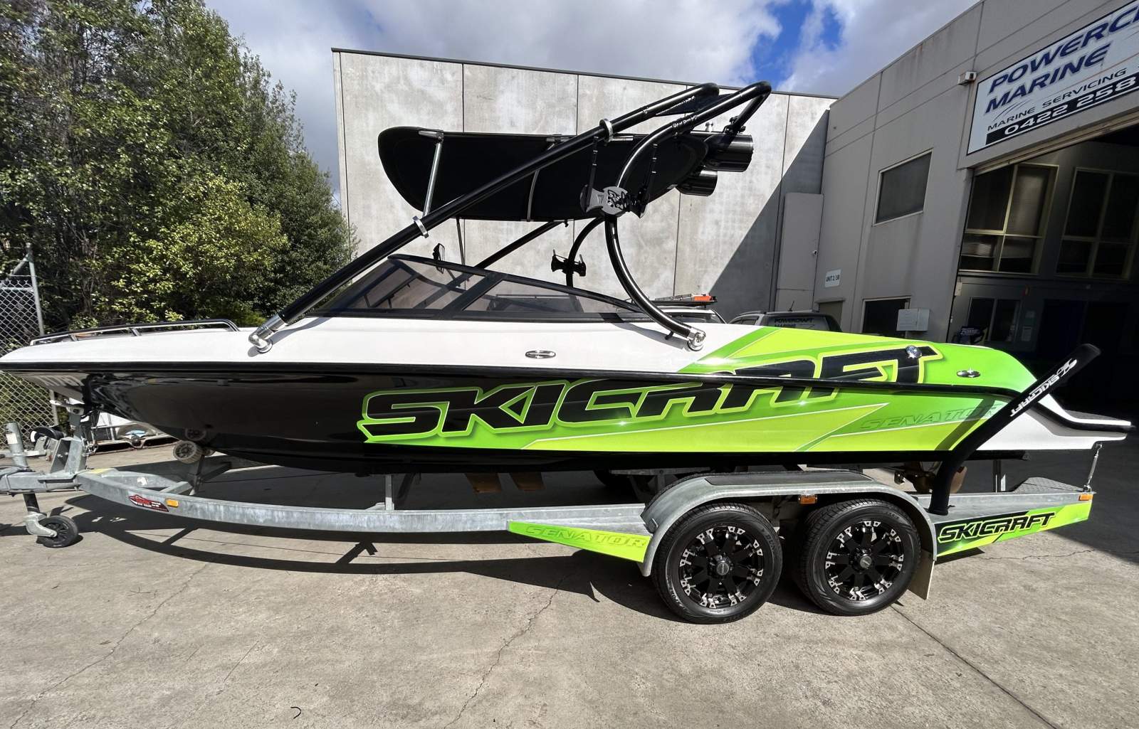 Skicraft Senator XR Bowrider