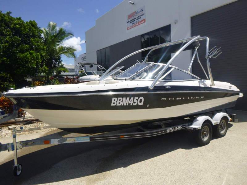 Bayliner 205 Bowrider