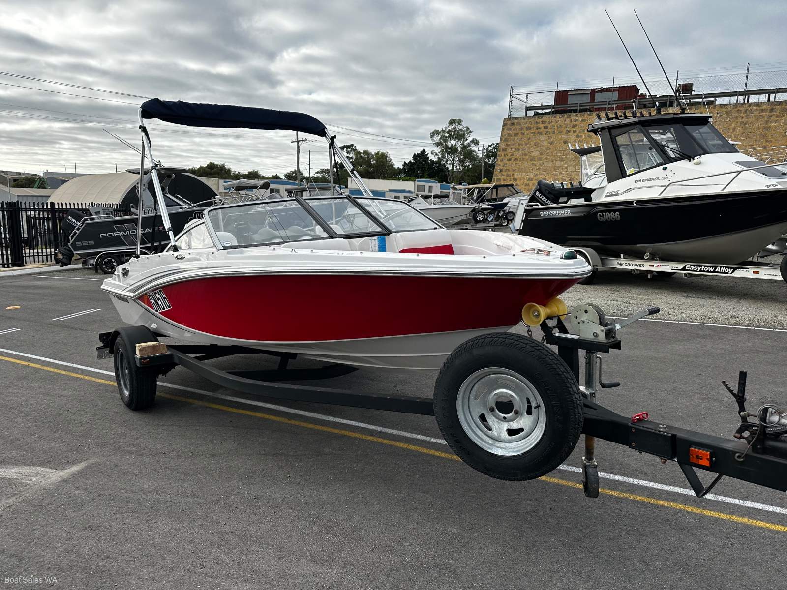 Glastron GT 160 2014 MODEL NEAT AND CLEAN 60HP ETEC