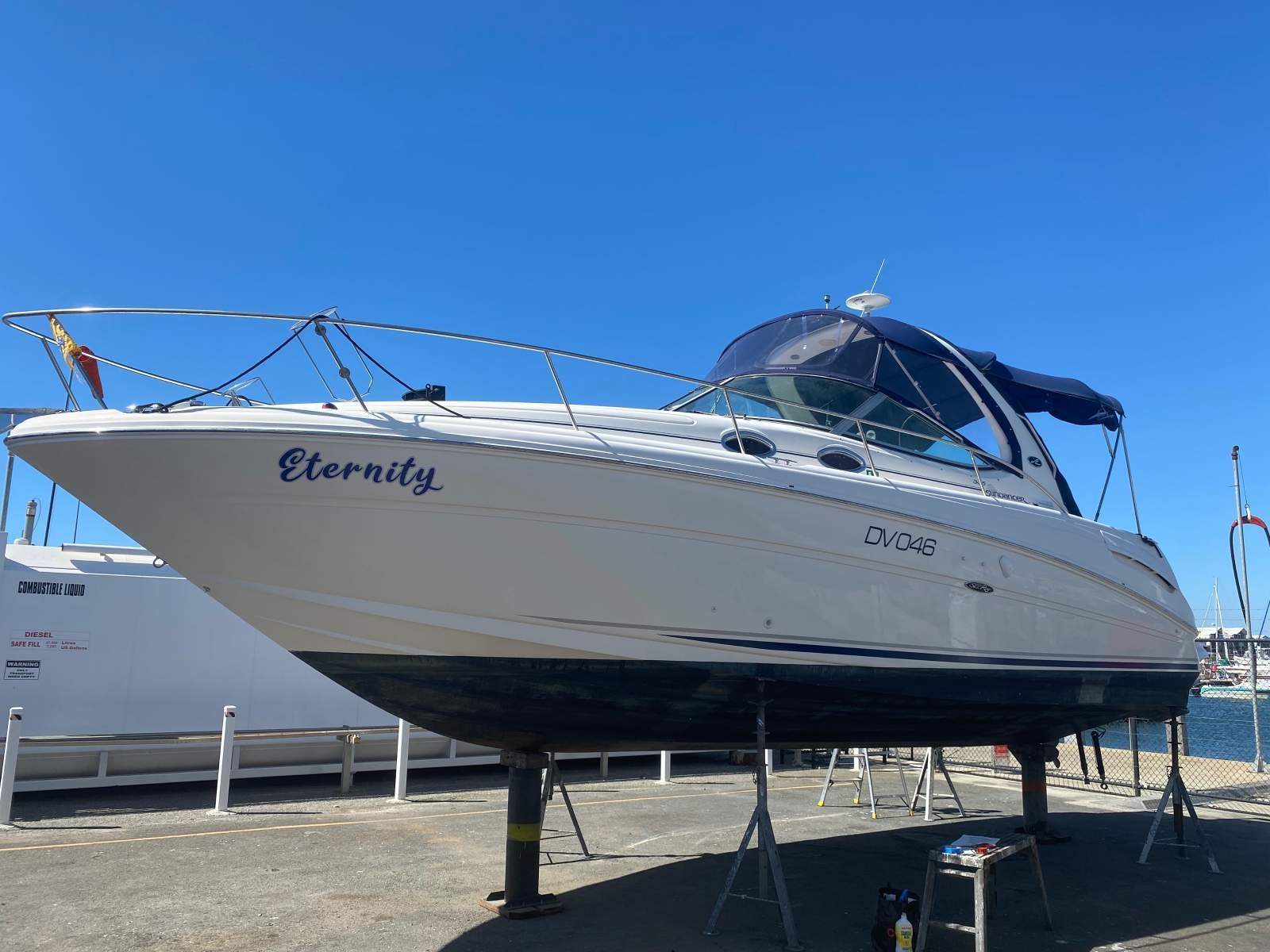 Sea Ray 335 Sundancer