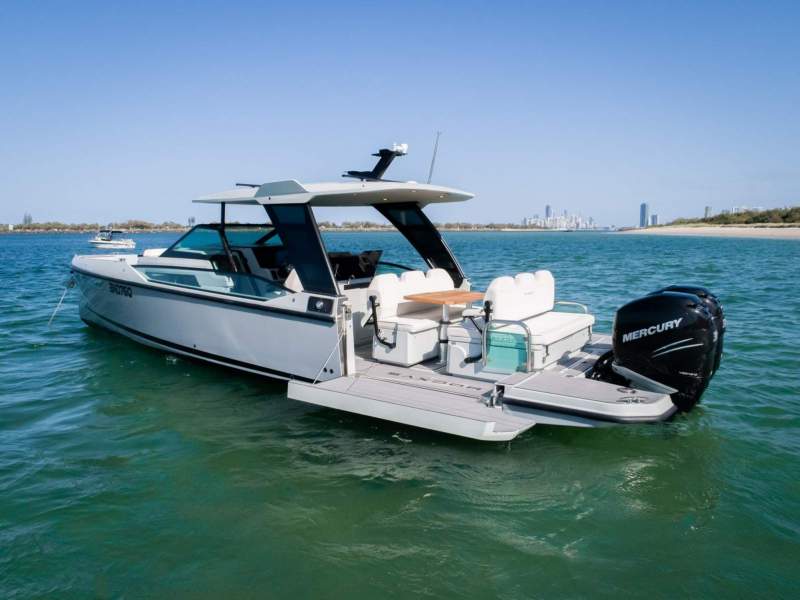 Saxdor Yachts 320