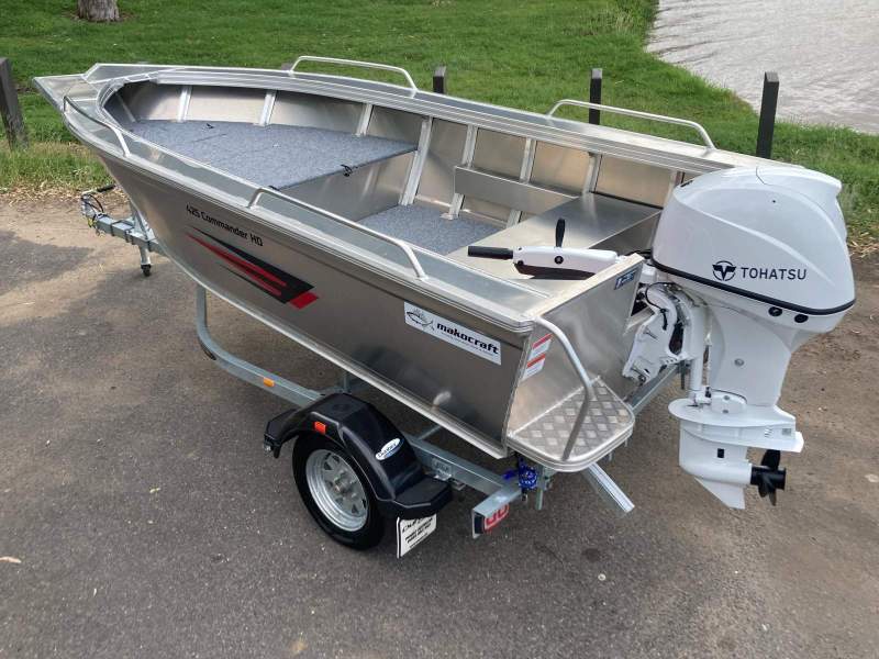 Makocraft 425 Commander HD Open BRAND NEW DRIVE AWAY PACKAGE!!!!