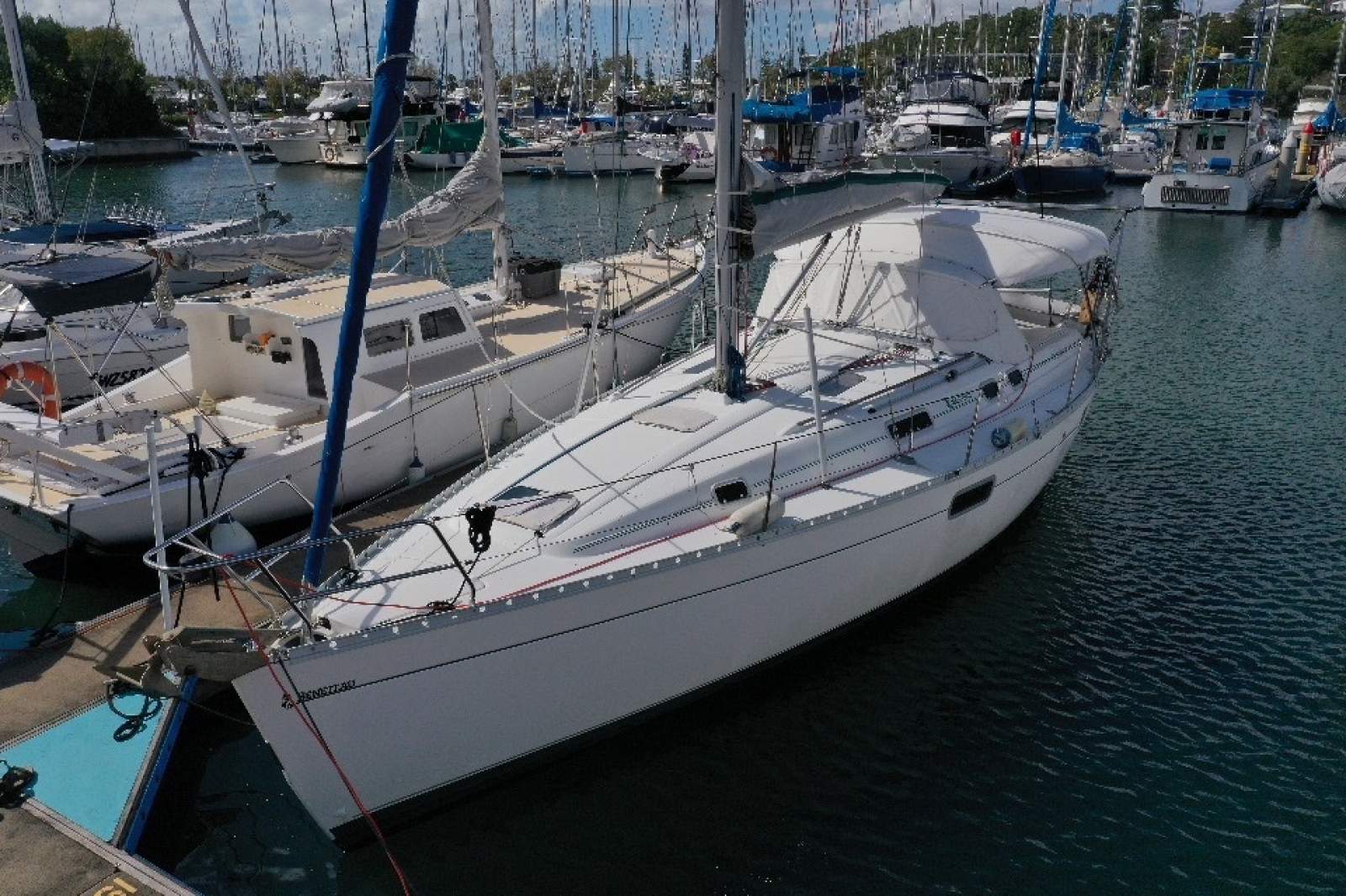 Beneteau Oceanis 351