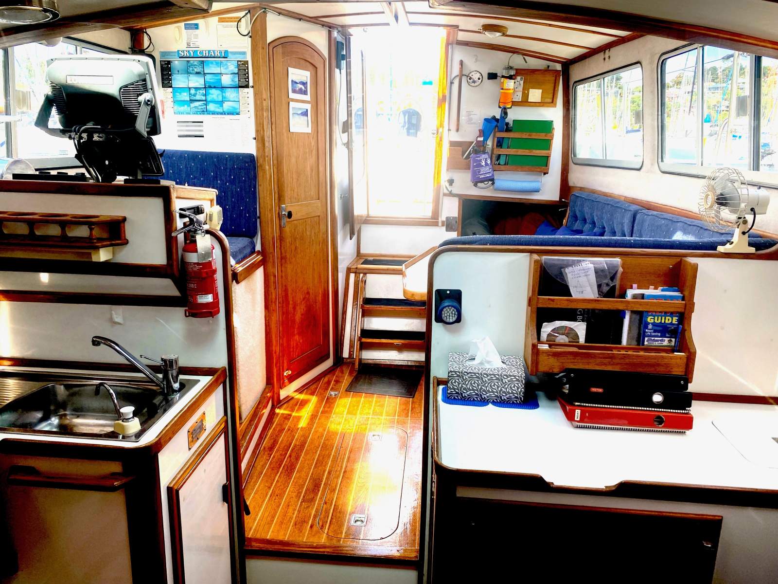 Challenger 36 Pilothouse