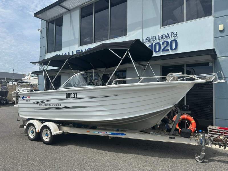 Quintrex 590 Freedom