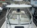 Boston Whaler 235 Conquest