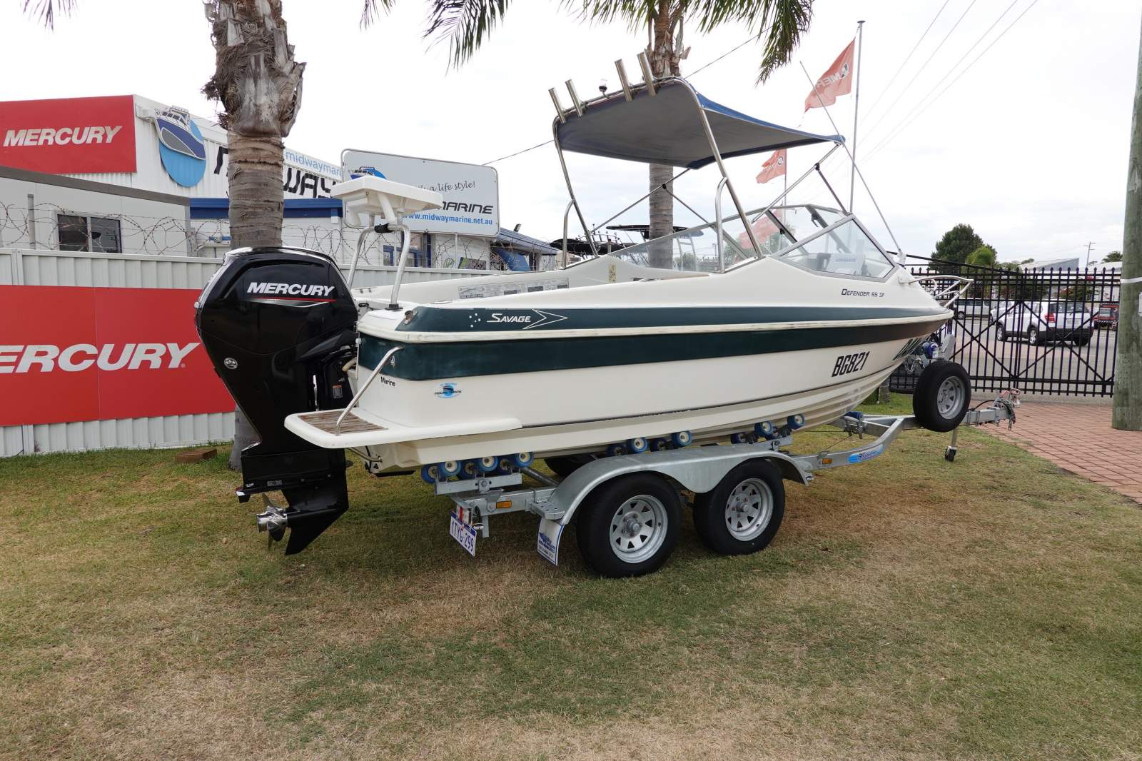 Savage 550 Defender SF *2022 motor and trailer***