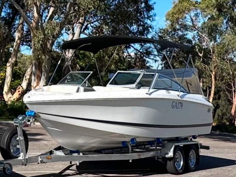 Cobalt 210 Bowrider