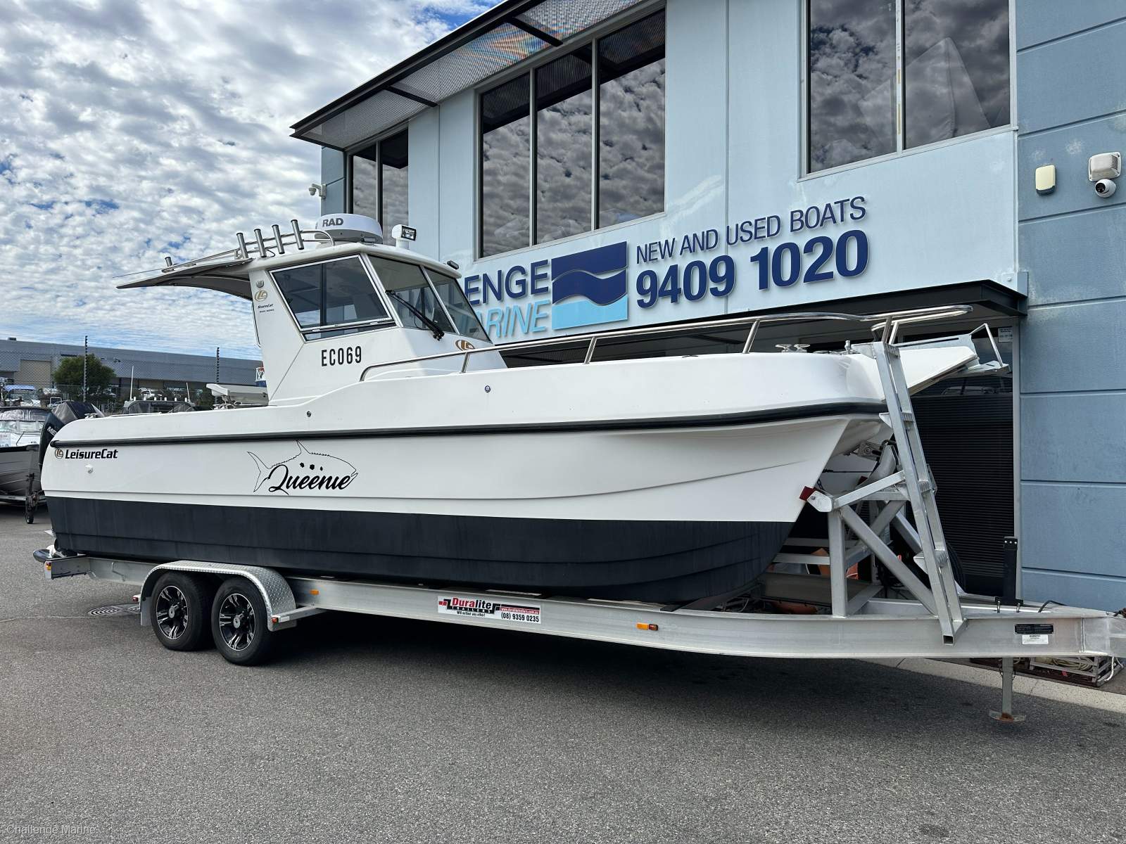 Leisurecat StormCat 8000 series - 2021 Mercury 225HP 4 strokes - 70 hours
