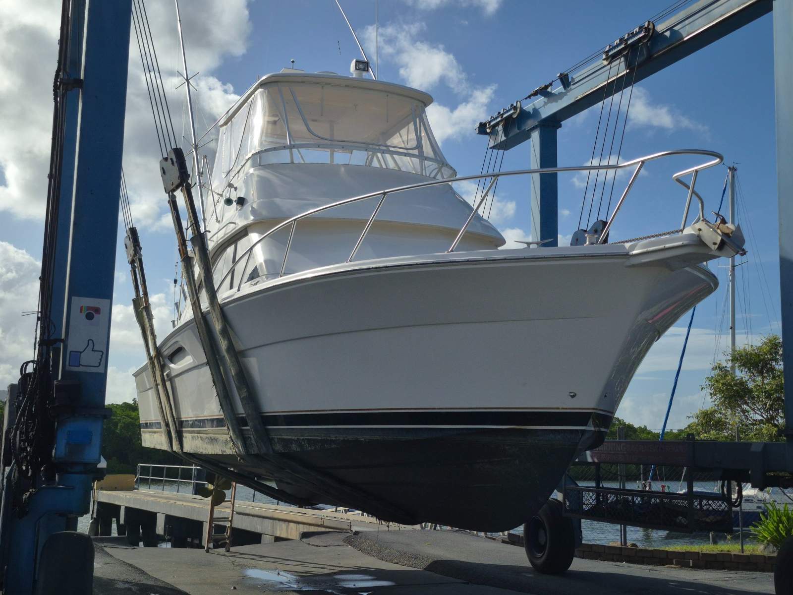 Riviera 40 Open Flybridge