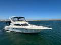 Sea Ray 450 Express Bridge
