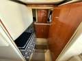Sea Ray 450 Express Bridge:Aft stateroom
