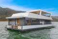 Units Houseboat Holiday Home on Lake Eildon:Units on Lake Eildon