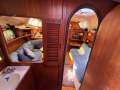 Hunter Marine 376