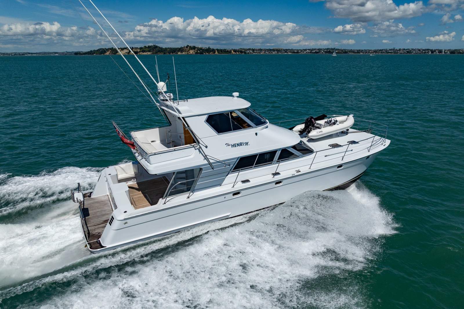 Roger Hill Power Catamaran 16.5m