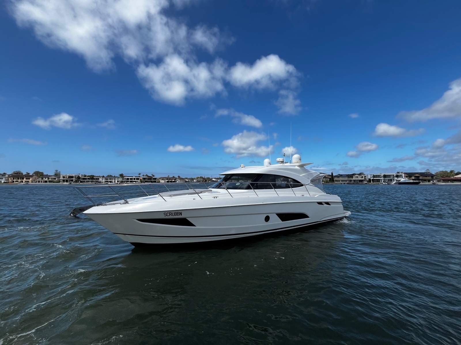 Riviera 4800 Sport Yacht