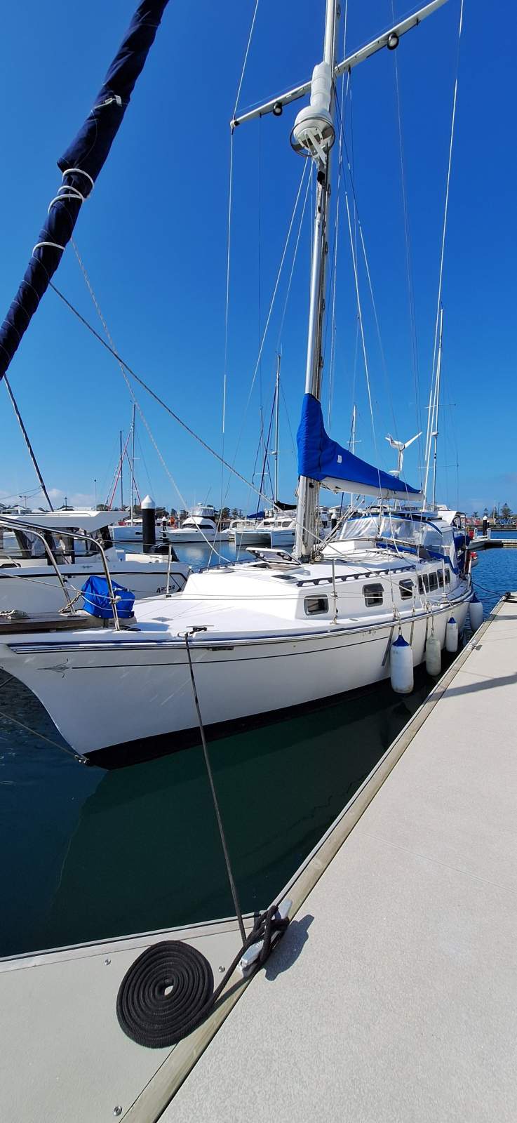 Challenger 36 Pilothouse Talisman 1979