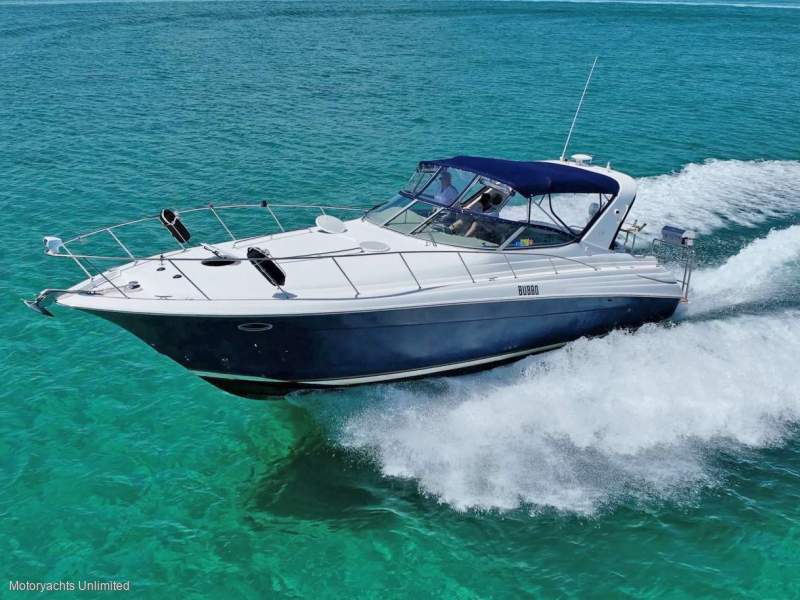 Riviera M370 Sports Cruiser - A sporty looking entry into the Riviera family