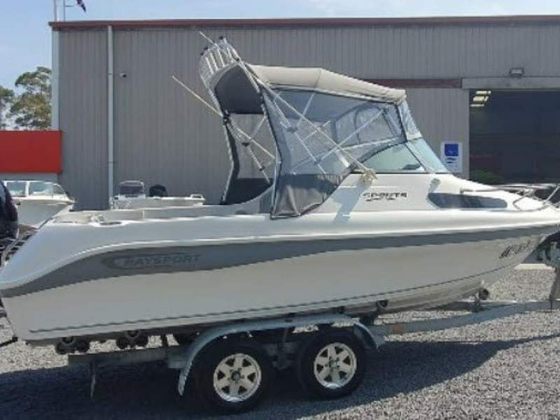 Baysport 595 Sports Great condition Brand New Trailer & 117 hrs!!
