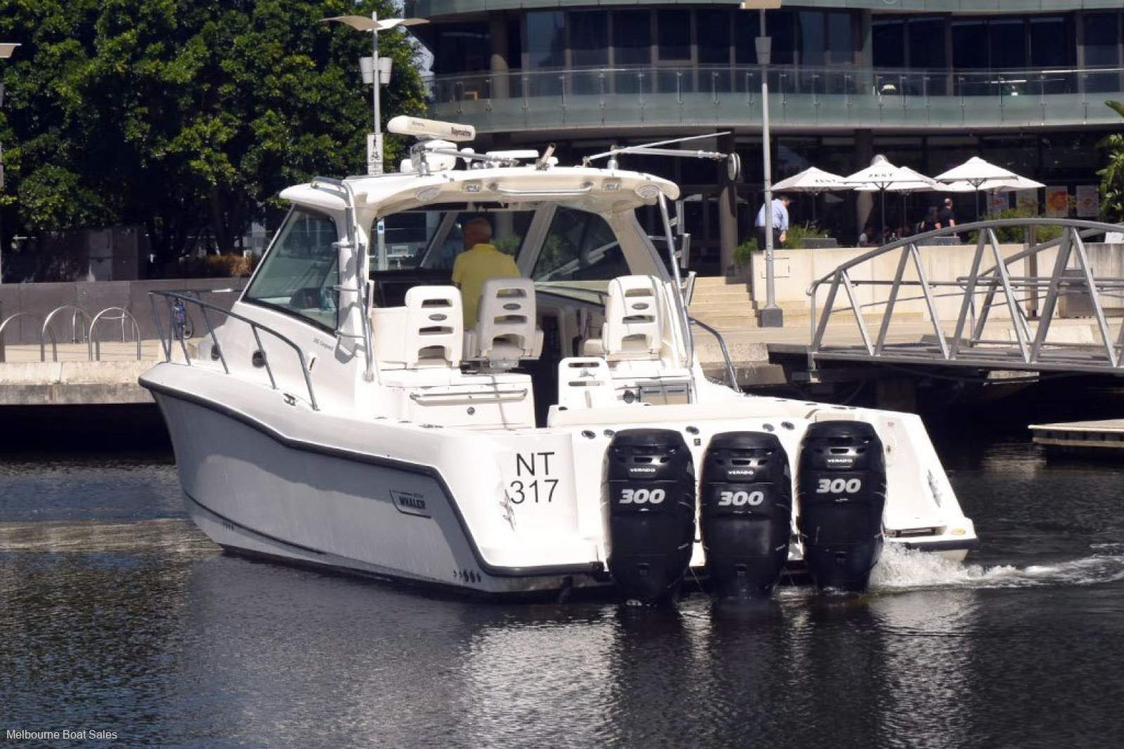 Boston Whaler 345 Conquest - SERIOUS FISHING BOAT