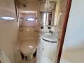 Sea Ray 515 Sundancer:Mid cabin Ensuite