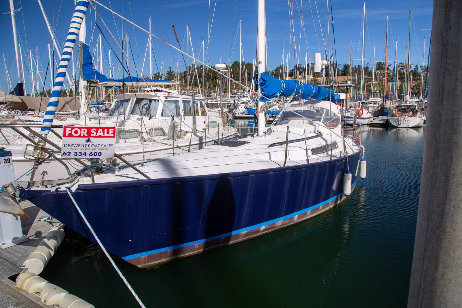 John Pugh 33 Cruising Sloop CAPABLE CRUISER, FANTASTIC VOLUME!