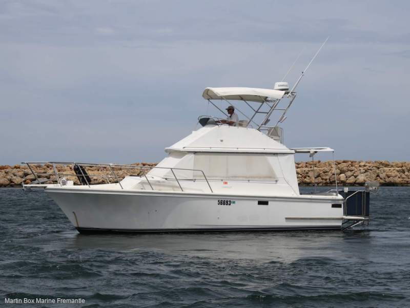 Mariner 31 Flybridge with only 109Hrs on D3 Volvo Diesels