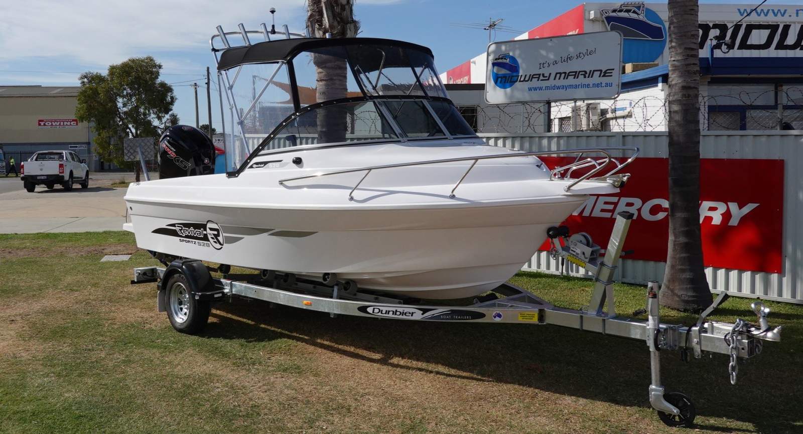 New Revival 520 Sportz Runabout... 115hp Merc Pro XS