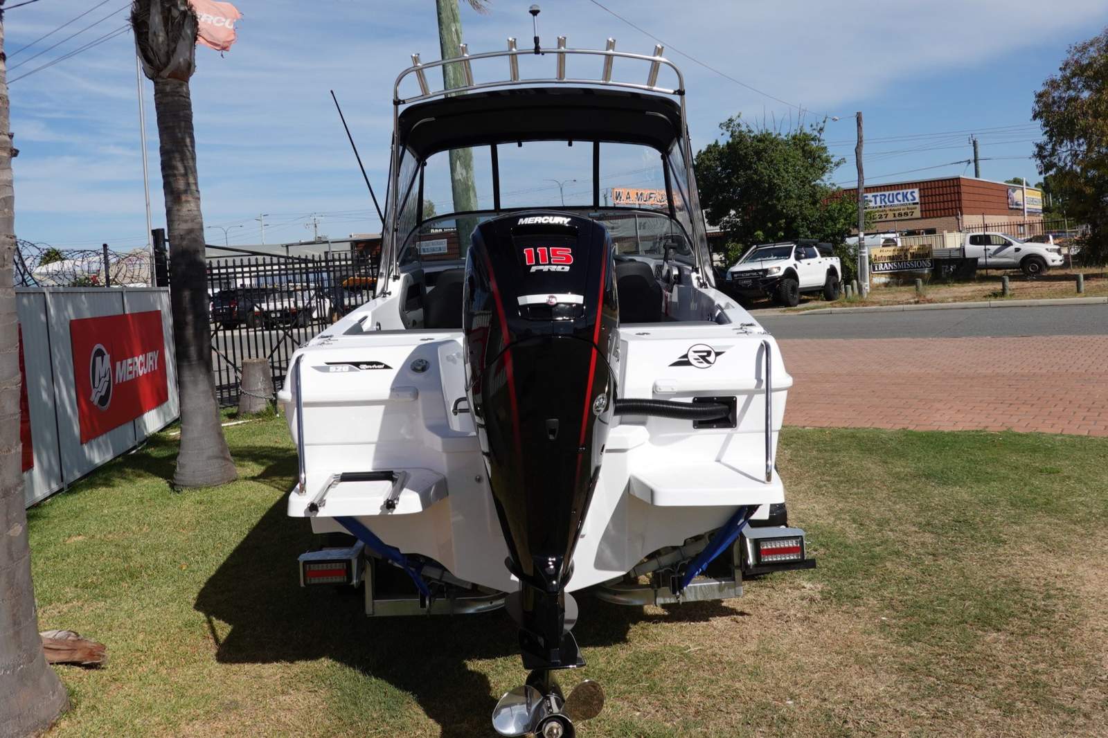New Revival 520 Sportz Runabout... 115hp Merc Pro XS
