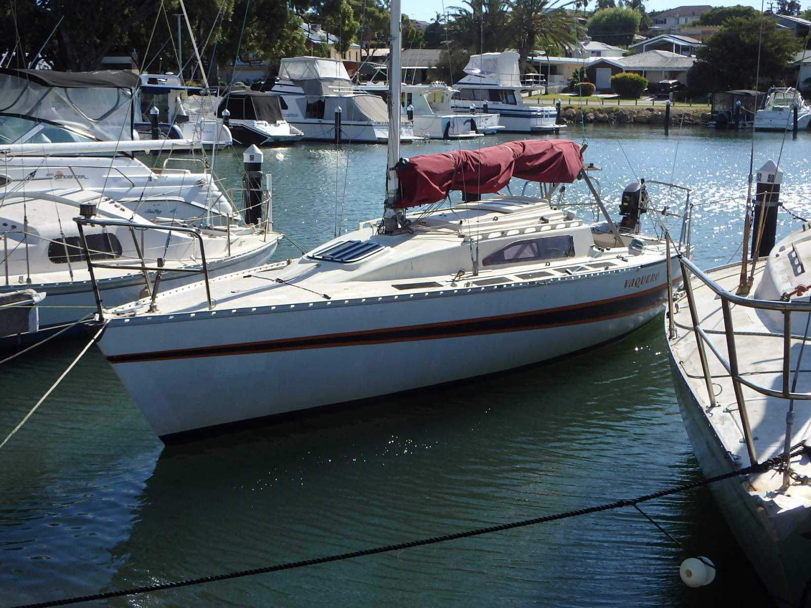 M27 Yacht
