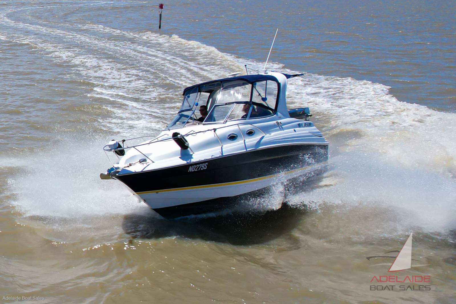 Larson Cabrio 260