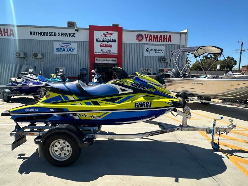 Yamaha Gp1800r