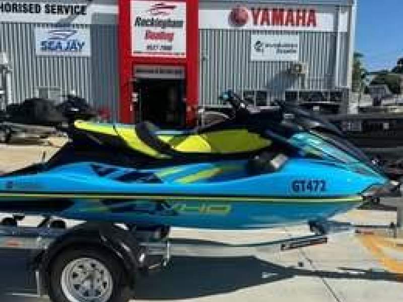 Yamaha Gp1800r