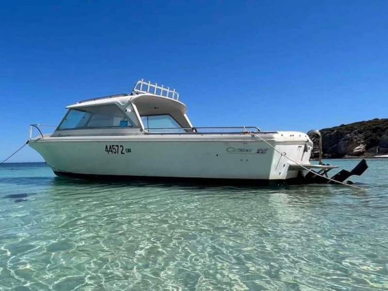 Caribbean 235 Crusader Caribbean 23.5ft Hardtop Runabout