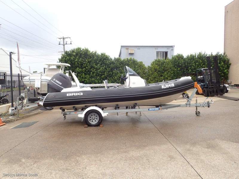 Brig Eagle 6 hypalon centre console rib